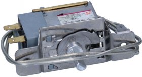 Thermostats - C00378251 482000007732 Thermostat [Whirlpool Indesit]